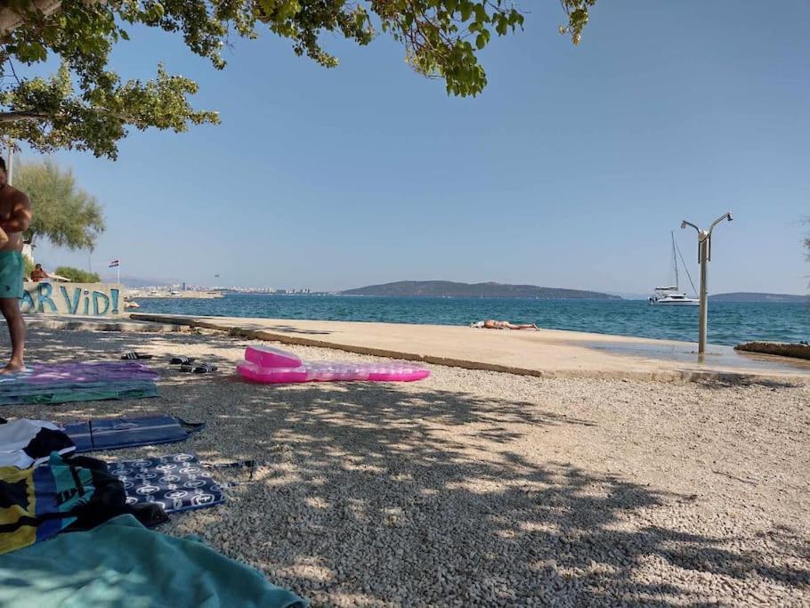 Beautiful Apartment With 2 Terraces And A Parking Space Kaštela Exterior foto