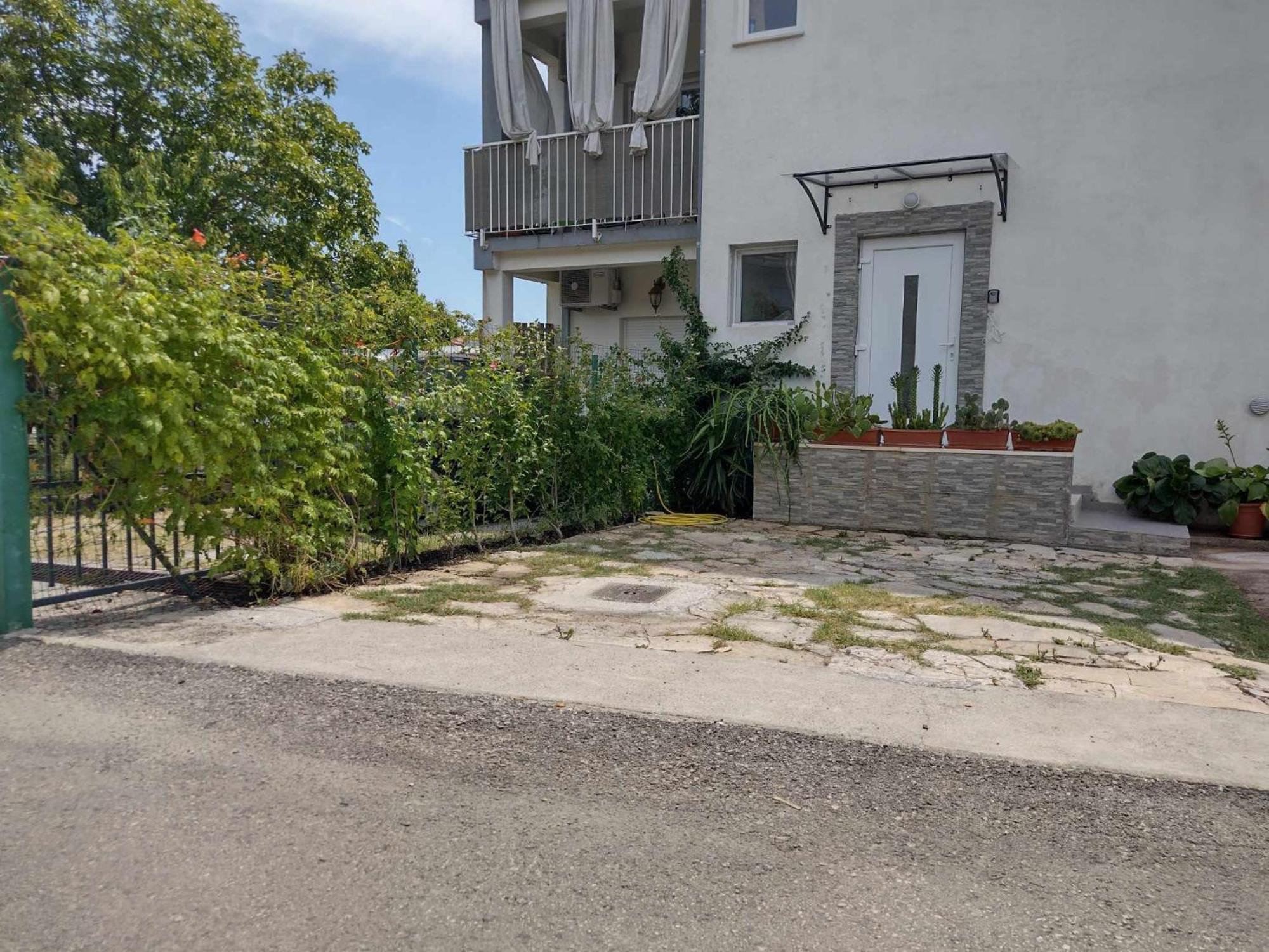 Beautiful Apartment With 2 Terraces And A Parking Space Kaštela Exterior foto